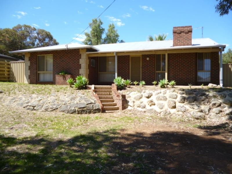 42 Minderoo Crescent, Golden Bay WA 6174