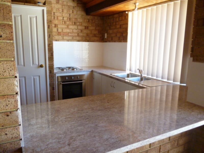 42 Minderoo Crescent, Golden Bay WA 6174