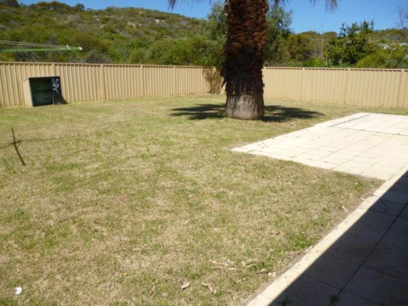 42 Minderoo Crescent, Golden Bay WA 6174