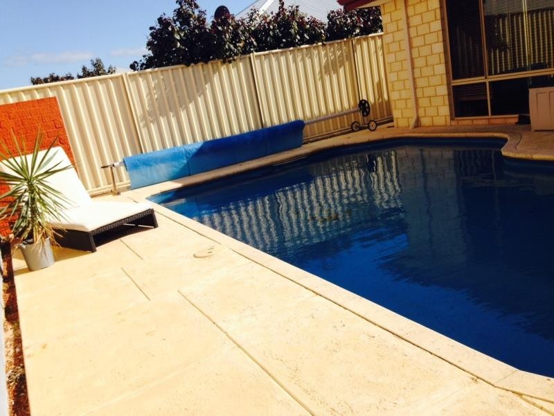 11 Dillon Way, Secret Harbour WA 6173