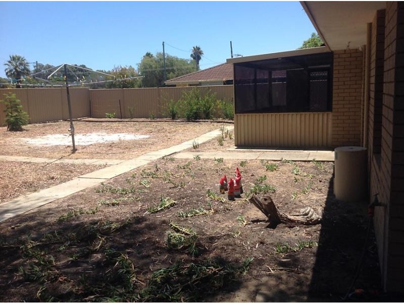 2 Sun Place, Greenfields WA 6210