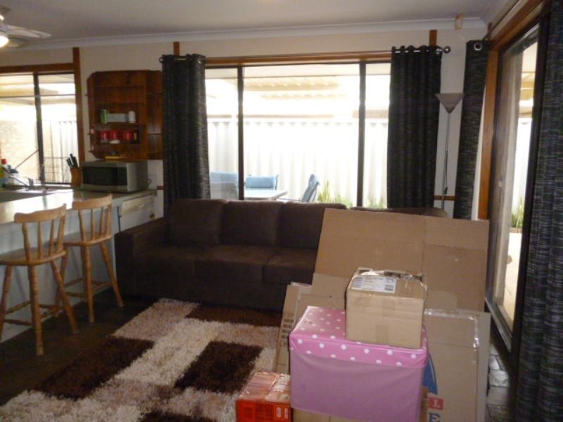 28 St Andrews Loop, Cooloongup WA 6168