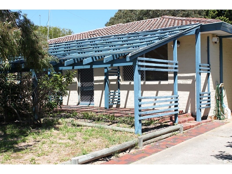 72 Crystaluna Drive, Golden Bay WA 6174