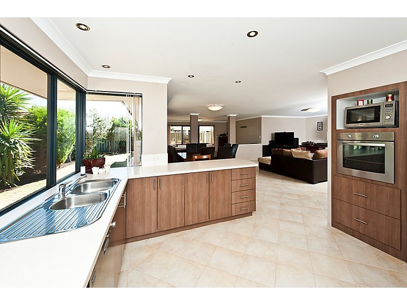 52 Marlin Way, Singleton WA 6175