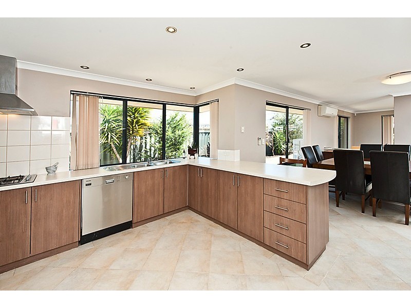 52 Marlin Way, Singleton WA 6175