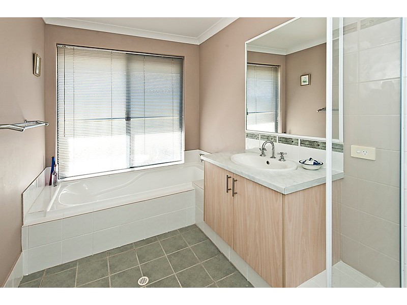 52 Marlin Way, Singleton WA 6175