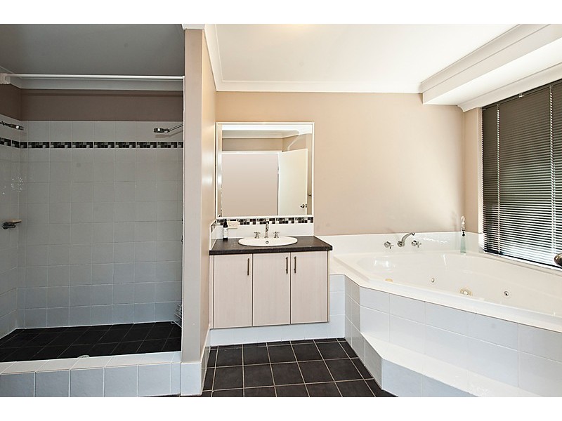 52 Marlin Way, Singleton WA 6175