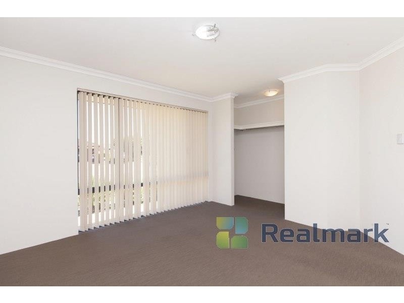 12 Rosebay Grove, Singleton WA 6175