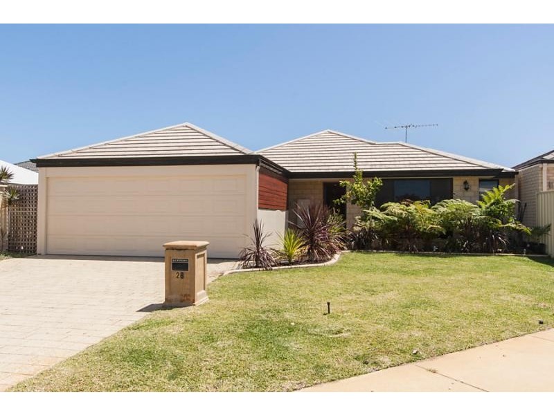 28 Murrin Loop, Lakelands WA 6180
