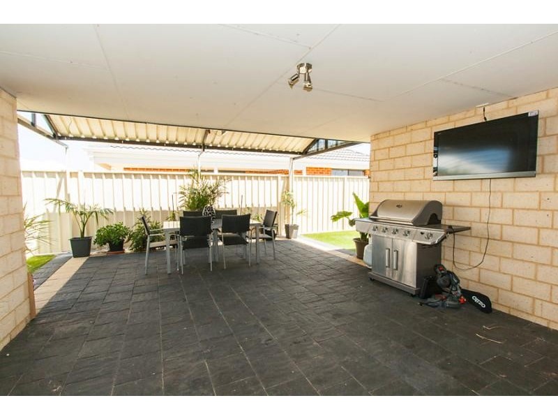 28 Murrin Loop, Lakelands WA 6180