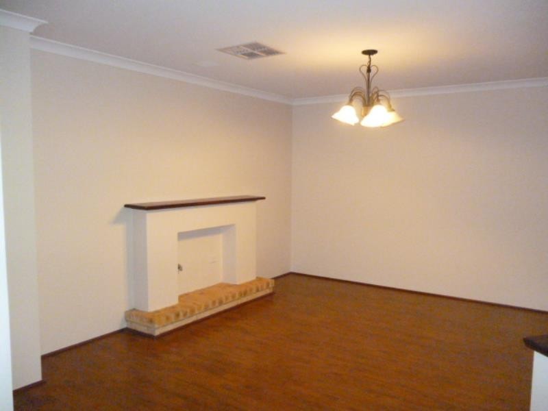 17 Pulsano Mews, Secret Harbour WA 6173