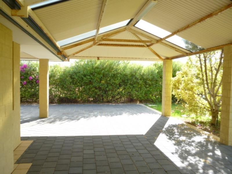 17 Pulsano Mews, Secret Harbour WA 6173