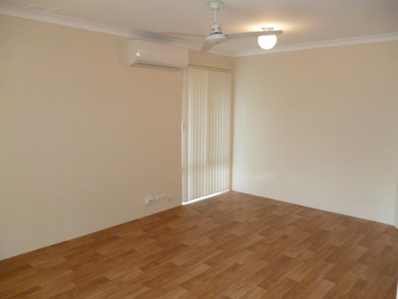 2 Ellendale Street, Golden Bay WA 6174