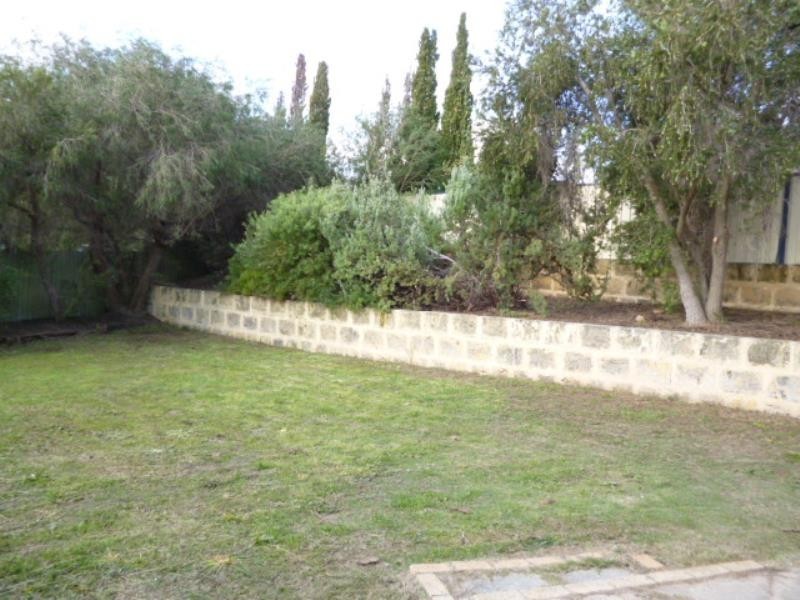 2 Ellendale Street, Golden Bay WA 6174