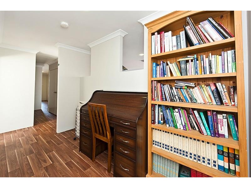 132 Tangadee Road, Golden Bay WA 6174