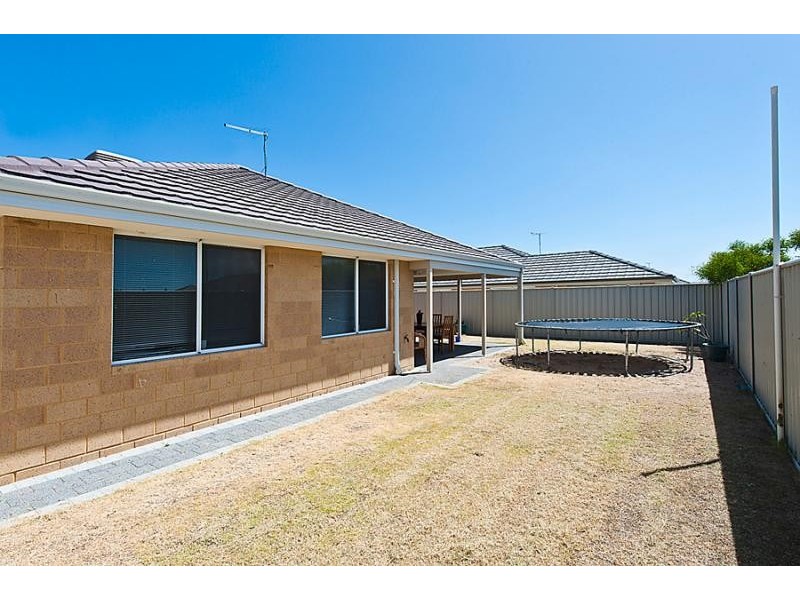 132 Tangadee Road, Golden Bay WA 6174