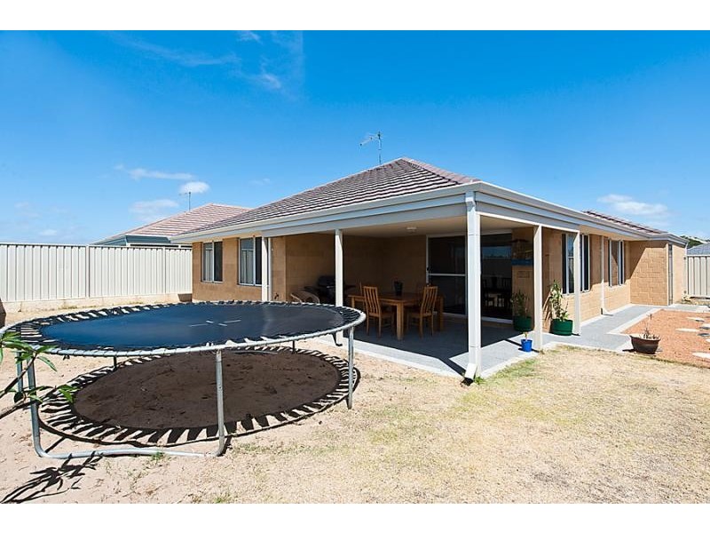 132 Tangadee Road, Golden Bay WA 6174