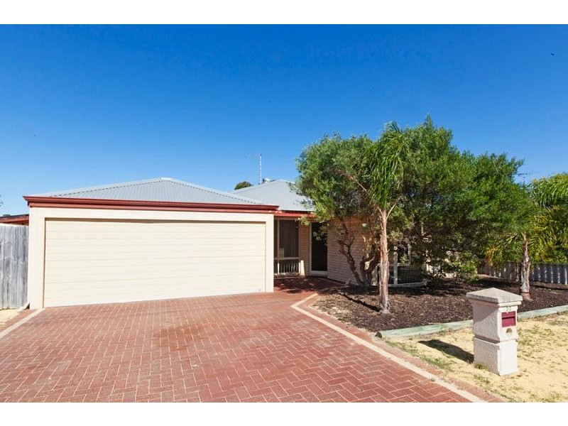 30 Ellendale Street, Golden Bay WA 6174