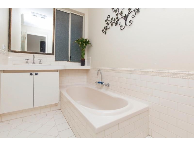 7 Bevis Court, Byford WA 6122