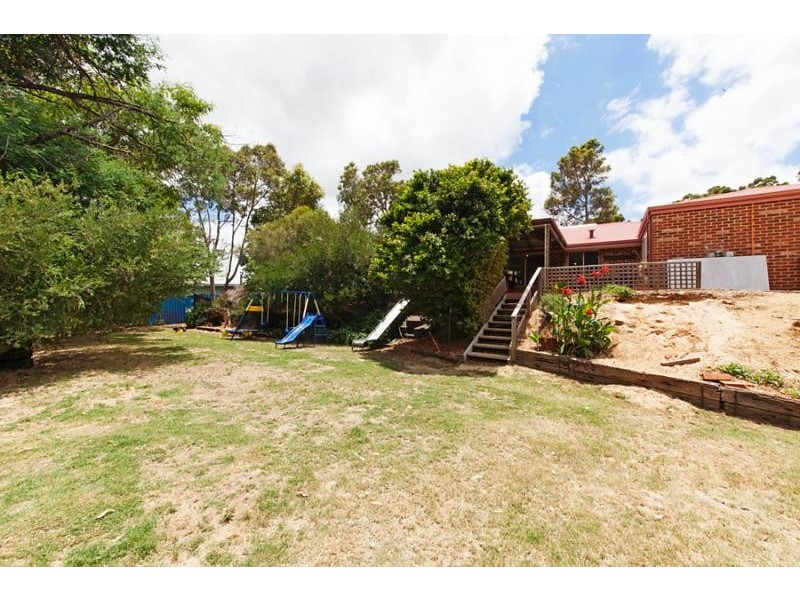 7 Bevis Court, Byford WA 6122