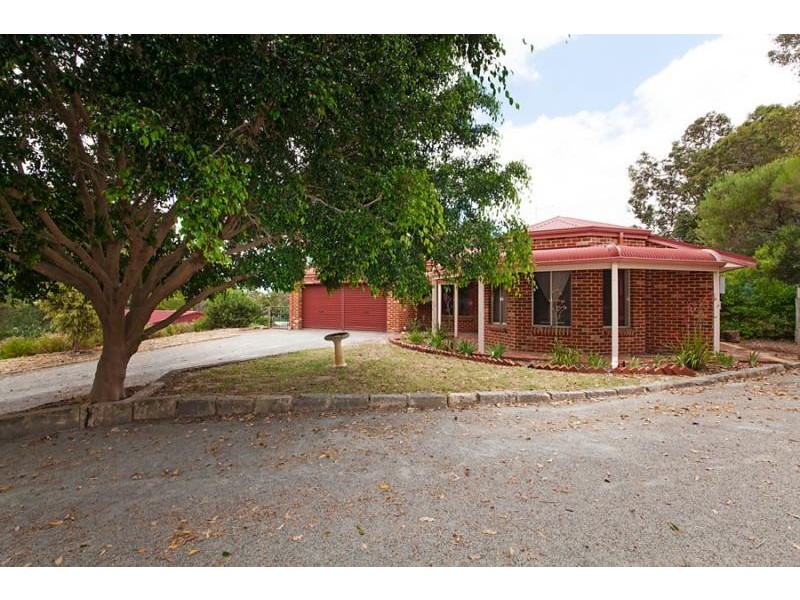 7 Bevis Court, Byford WA 6122