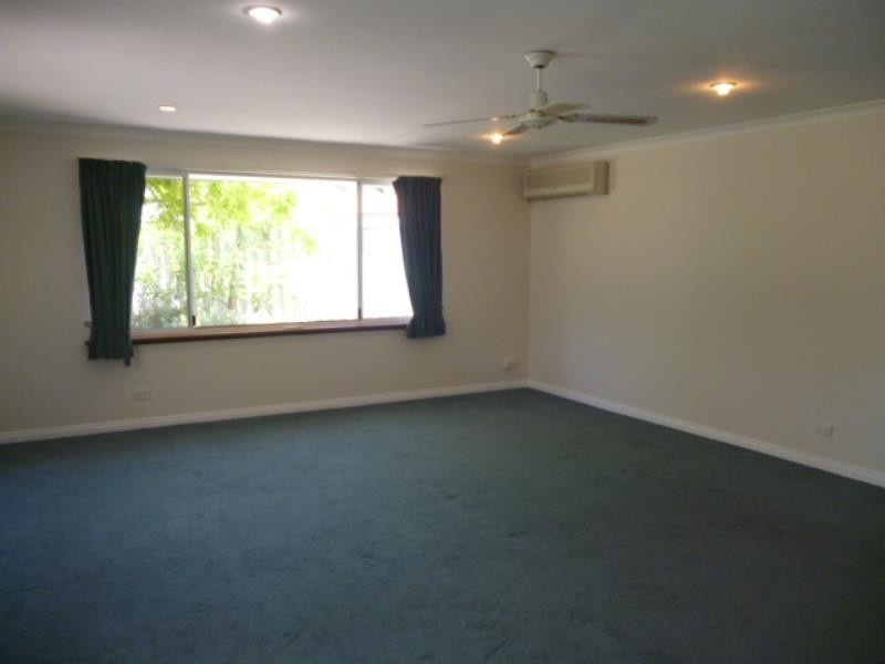 15 Sete Green, Secret Harbour WA 6173