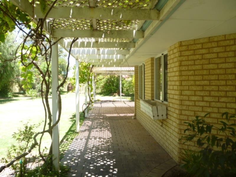 15 Sete Green, Secret Harbour WA 6173