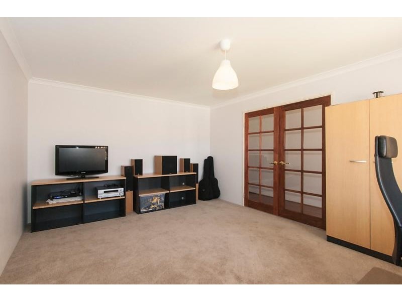 2 Lombadina Parade, Secret Harbour WA 6173