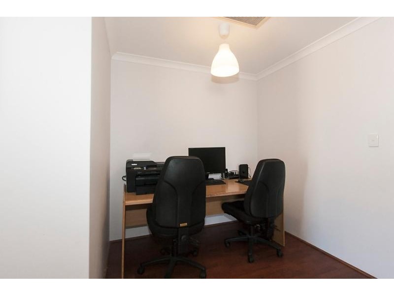 2 Lombadina Parade, Secret Harbour WA 6173