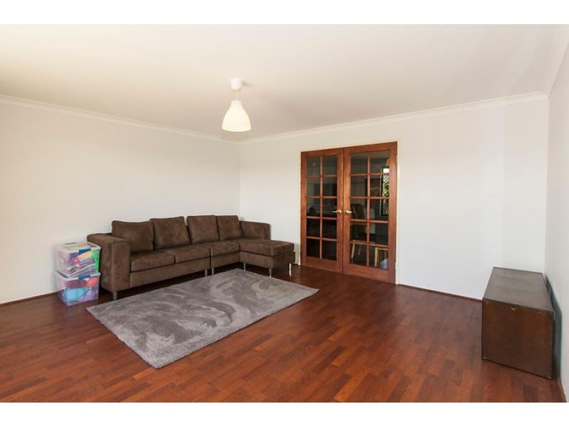 2 Lombadina Parade, Secret Harbour WA 6173