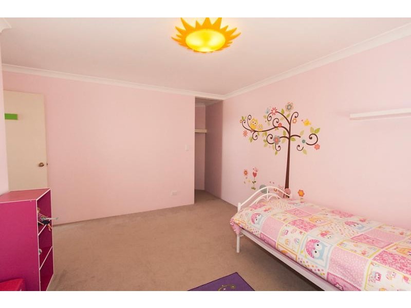 2 Lombadina Parade, Secret Harbour WA 6173