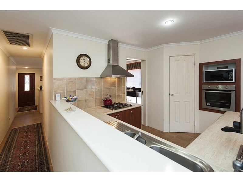 15 Montilla Crescent, Port Kennedy WA 6172