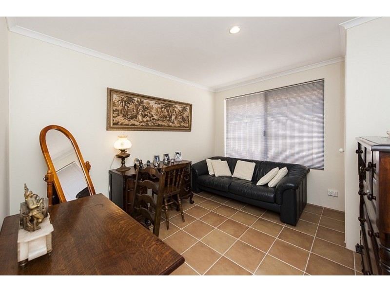 15 Montilla Crescent, Port Kennedy WA 6172