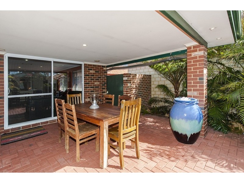 15 Montilla Crescent, Port Kennedy WA 6172
