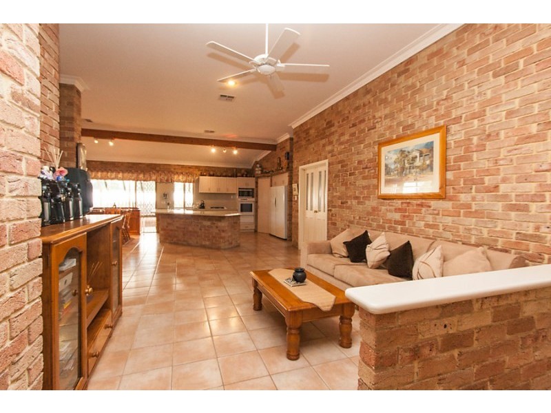 7 St Kitts Boulevard, Secret Harbour WA 6173