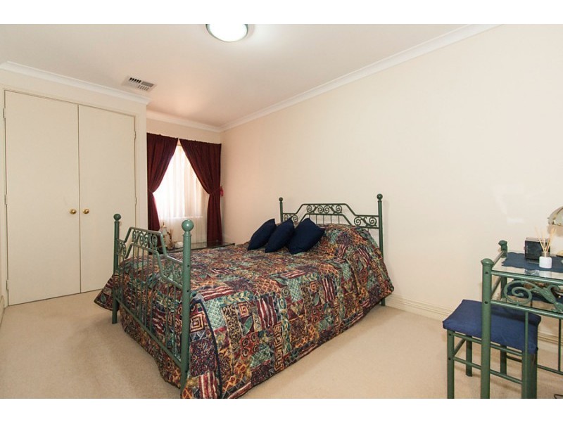 7 St Kitts Boulevard, Secret Harbour WA 6173