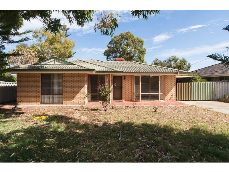 13 Irrawaddy Drive, Greenfields WA 6210