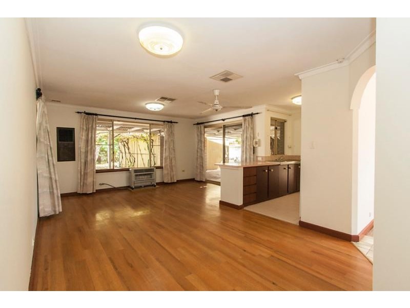 13 Irrawaddy Drive, Greenfields WA 6210