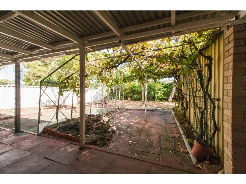 13 Irrawaddy Drive, Greenfields WA 6210