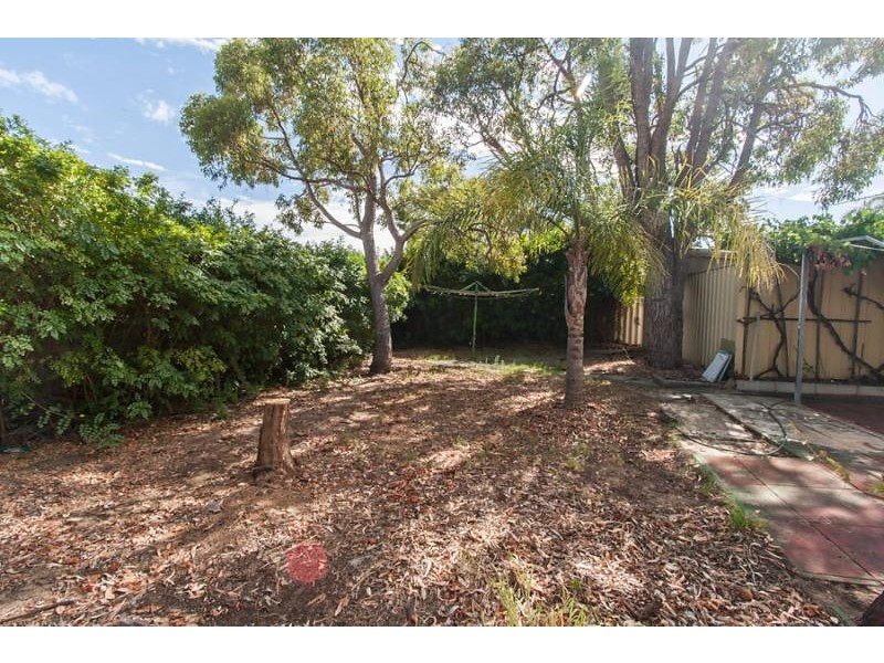 13 Irrawaddy Drive, Greenfields WA 6210