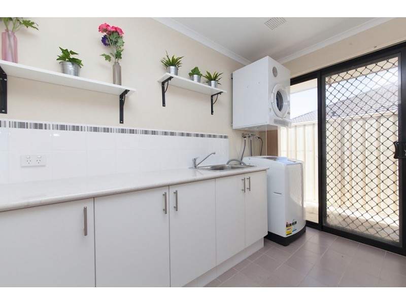 21 Gantheaume Parade, Secret Harbour WA 6173