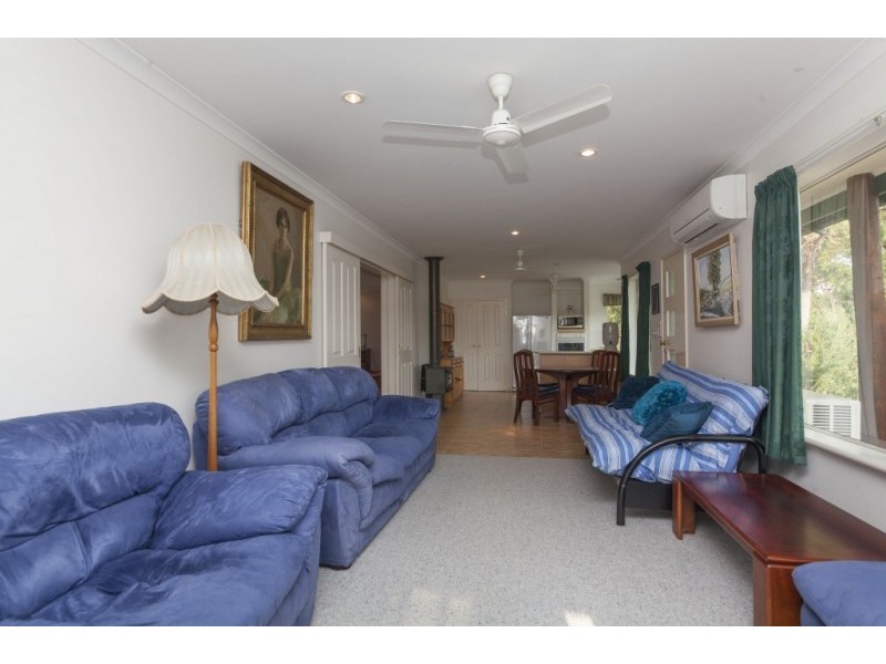 28 Pollard Cross West, Cardup WA 6122
