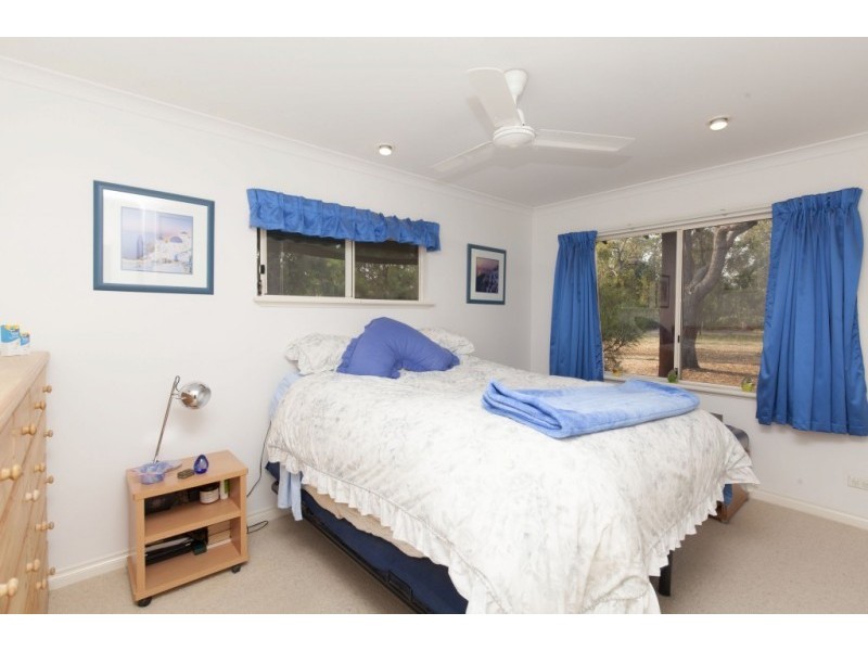 28 Pollard Cross West, Cardup WA 6122