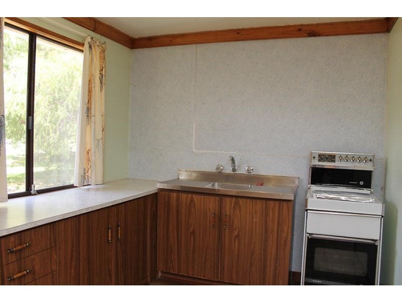 12 Marlin Way, Golden Bay WA 6174