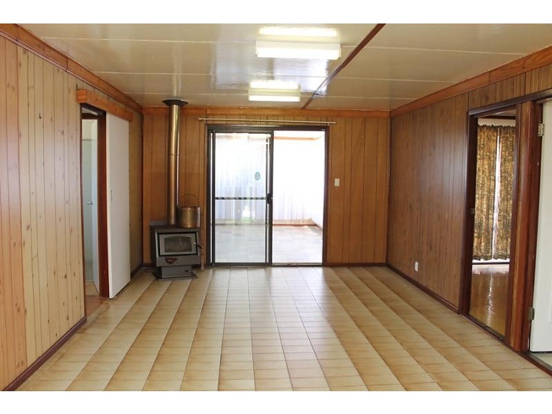 12 Marlin Way, Golden Bay WA 6174