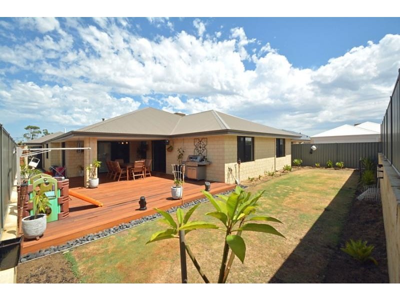 3 Battams Way, Byford WA 6122
