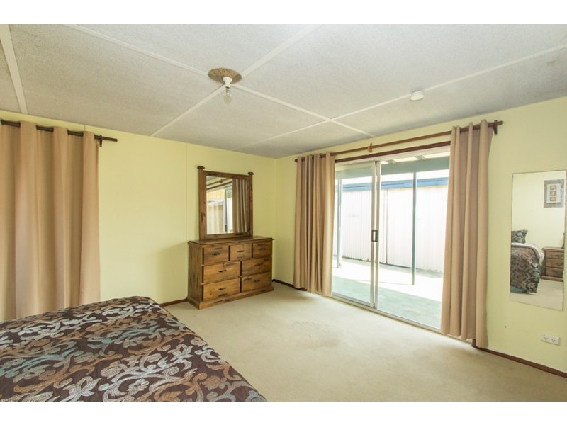 11 Wenn Road, Singleton WA 6175