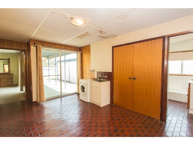 11 Wenn Road, Singleton WA 6175