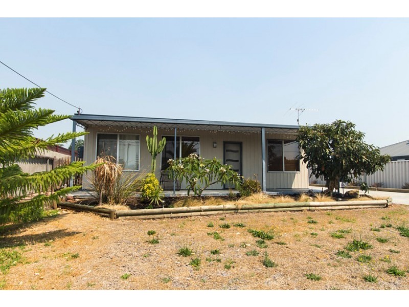 11 Wenn Road, Singleton WA 6175