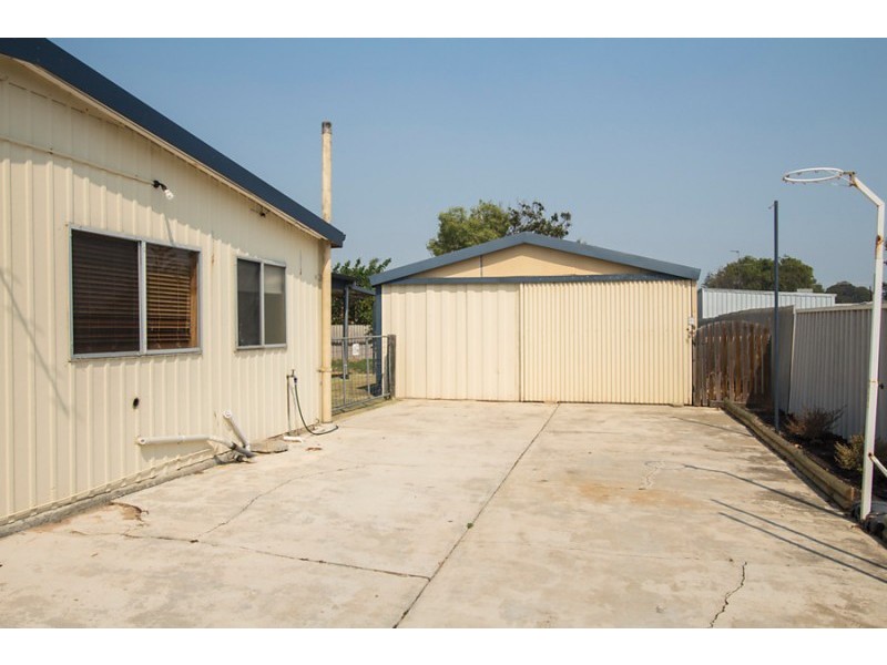 11 Wenn Road, Singleton WA 6175
